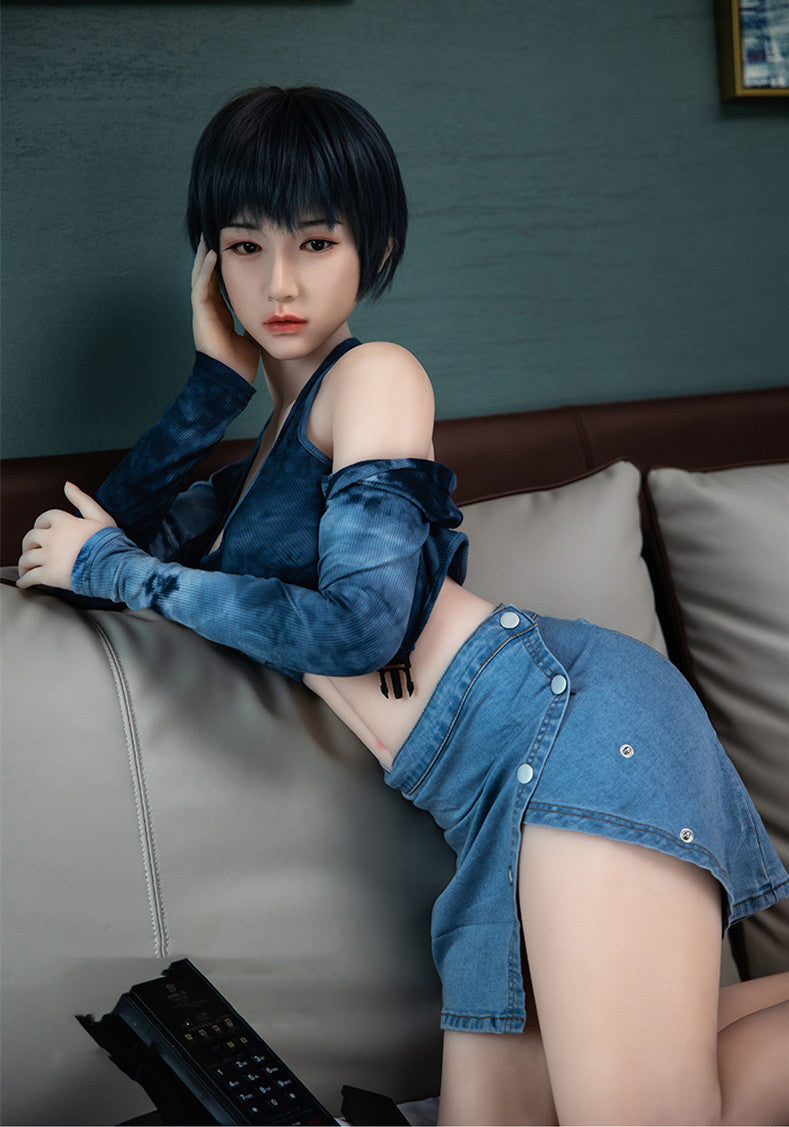 Young and pretty 160cm tall light-skinned Japanese sex doll ANDREA