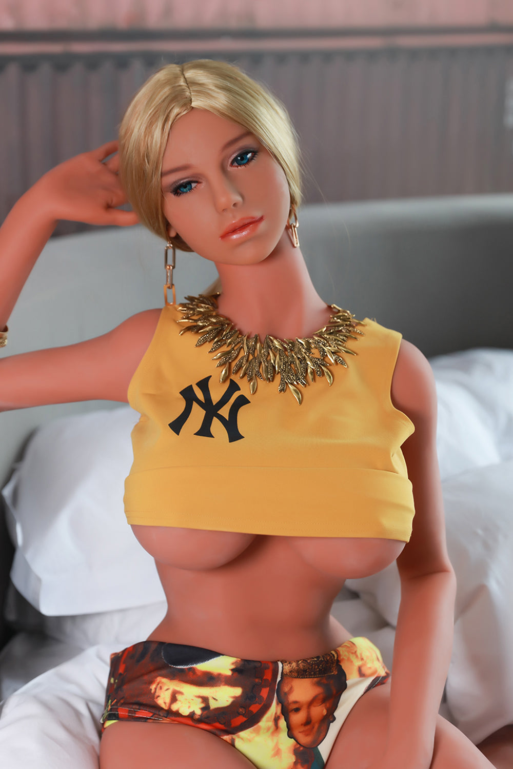 170cm Blonde Big Breast TPE Lifelike Fitness Sex Doll COSDoll